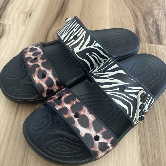 CROCS Shoes - Crocs Classic Animal Remix Slide Sandals Men 5 Women 7